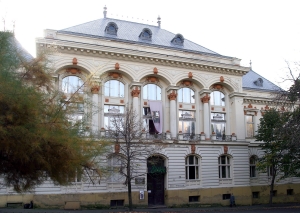 Alapítványi Székház - Pécs, Janus Pannonius utca 11.